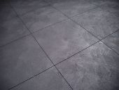 Saw cut Coloured (Black)