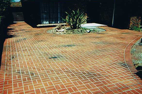 Decorative concrete stains and epoxy coatings : types of concrete